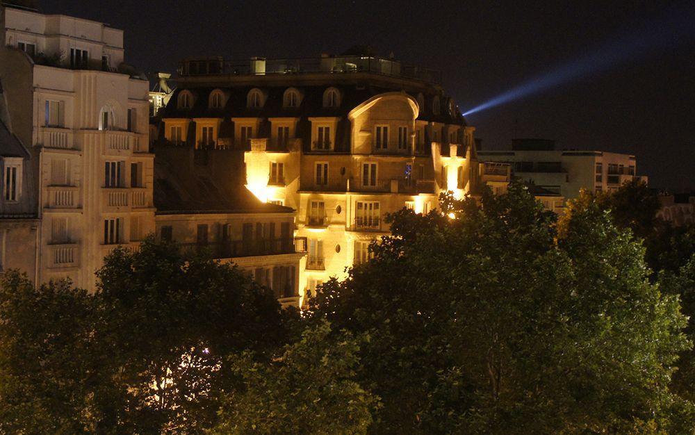 פריז Hotel Regina Montmartre מראה חיצוני תמונה